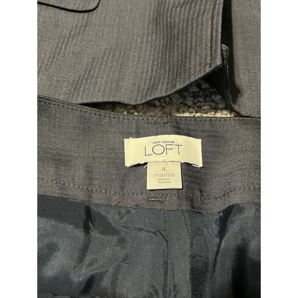 Ann Taylor Loft Pant Suit 2 Piece Set - Jacket Sz 6 / Pants Sz 4 Gray - Picture 2 of 4